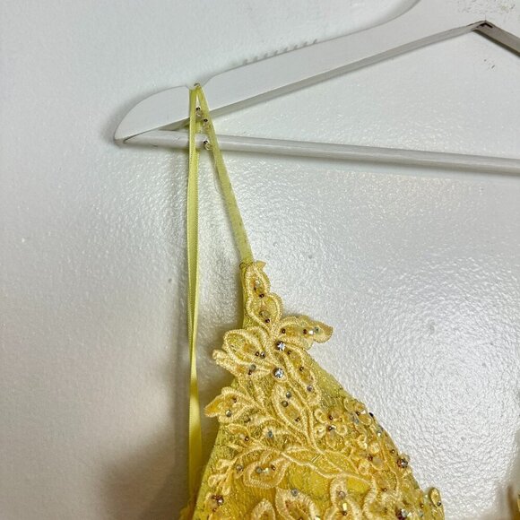 MAC DUGGAL Floral Appliqué Plunge Mermaid Gown in Lemon Size US 6 NWT - Picture 9 of 16